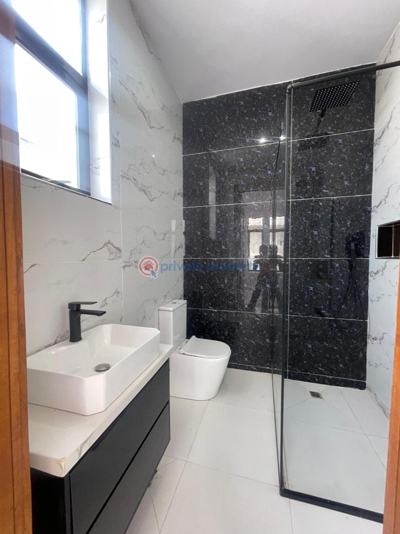 5 bedroom Detached Duplex For Sale Lekki County Estate Ikota Lekki Lagos - 18