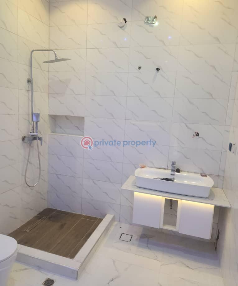 5 bedroom Detached Duplex For Sale Gbagada Lagos - 7