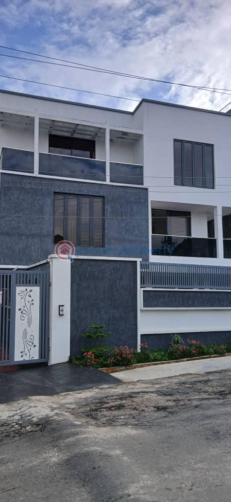 5 bedroom Detached Duplex For Sale Phase 1, Omole Phase 1 Ojodu Lagos - 0