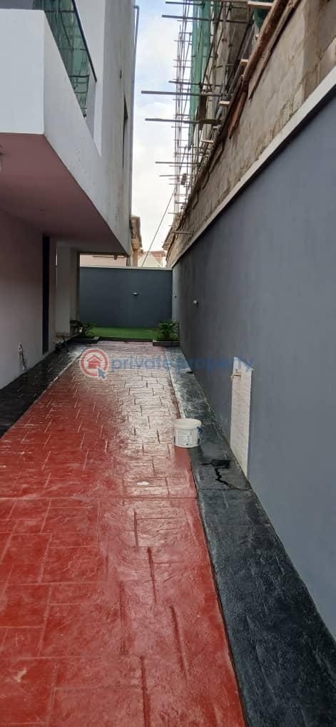 5 bedroom Detached Duplex For Sale Phase 1, Omole Phase 1 Ojodu Lagos - 4