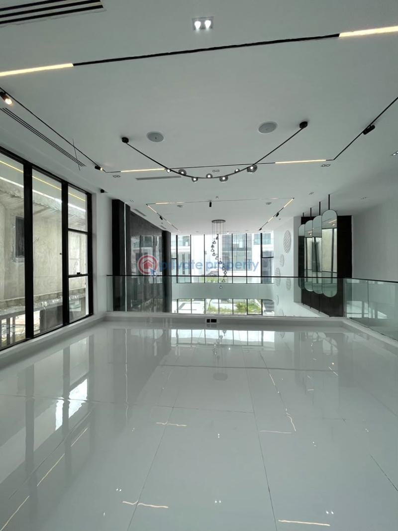 5 bedroom Duplex For Sale Osapa London Lekki Lagos - 9