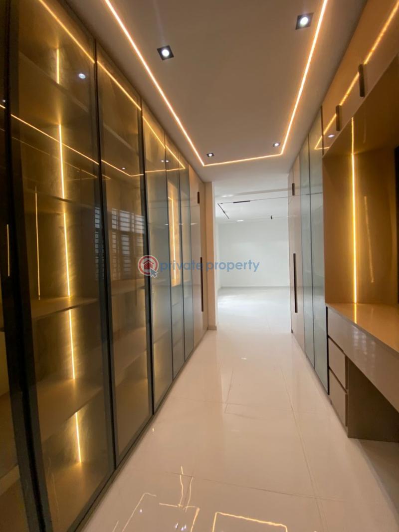 Tastefully finished 5bedroom detached house with bq swimmingpool cinema and rooftop for sale - 14 5 bedroom Detached Duplex For Sale Chevron Drive Lekki Lagos - 14