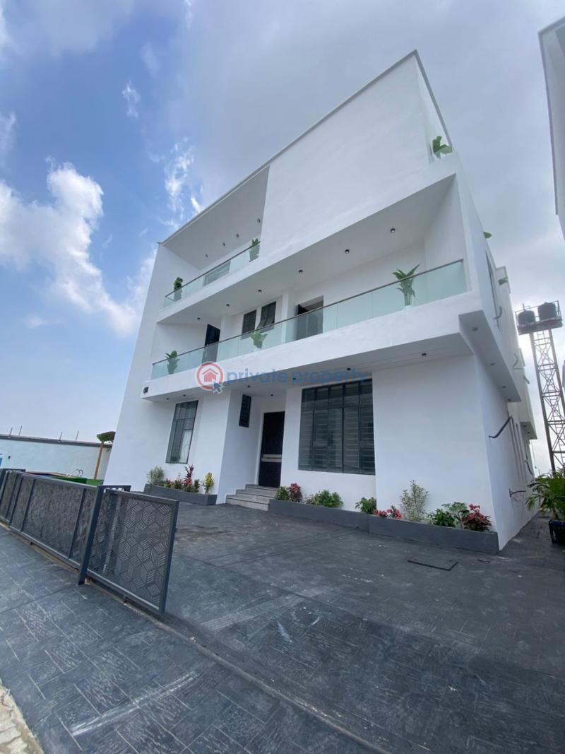 Tastefully finished 5bedroom detached house with bq swimmingpool cinema and rooftop for sale - 1 5 bedroom Detached Duplex For Sale Chevron Drive Lekki Lagos - 1