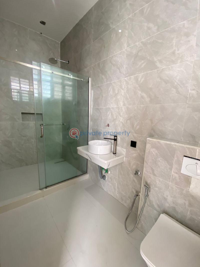 Tastefully finished 5bedroom detached house with bq swimmingpool cinema and rooftop for sale - 17 5 bedroom Detached Duplex For Sale Chevron Drive Lekki Lagos - 17