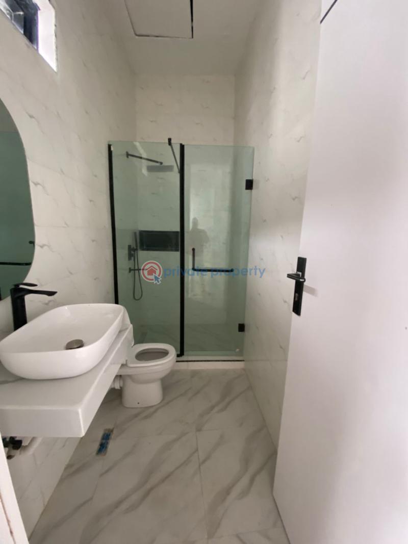 Tastefully finished 5bedroom detached house with bq and swimmingpool for sale in chevron lekki lagos - 12 5 bedroom Detached Duplex For Sale Chevron Drive Lekki Lagos - 12