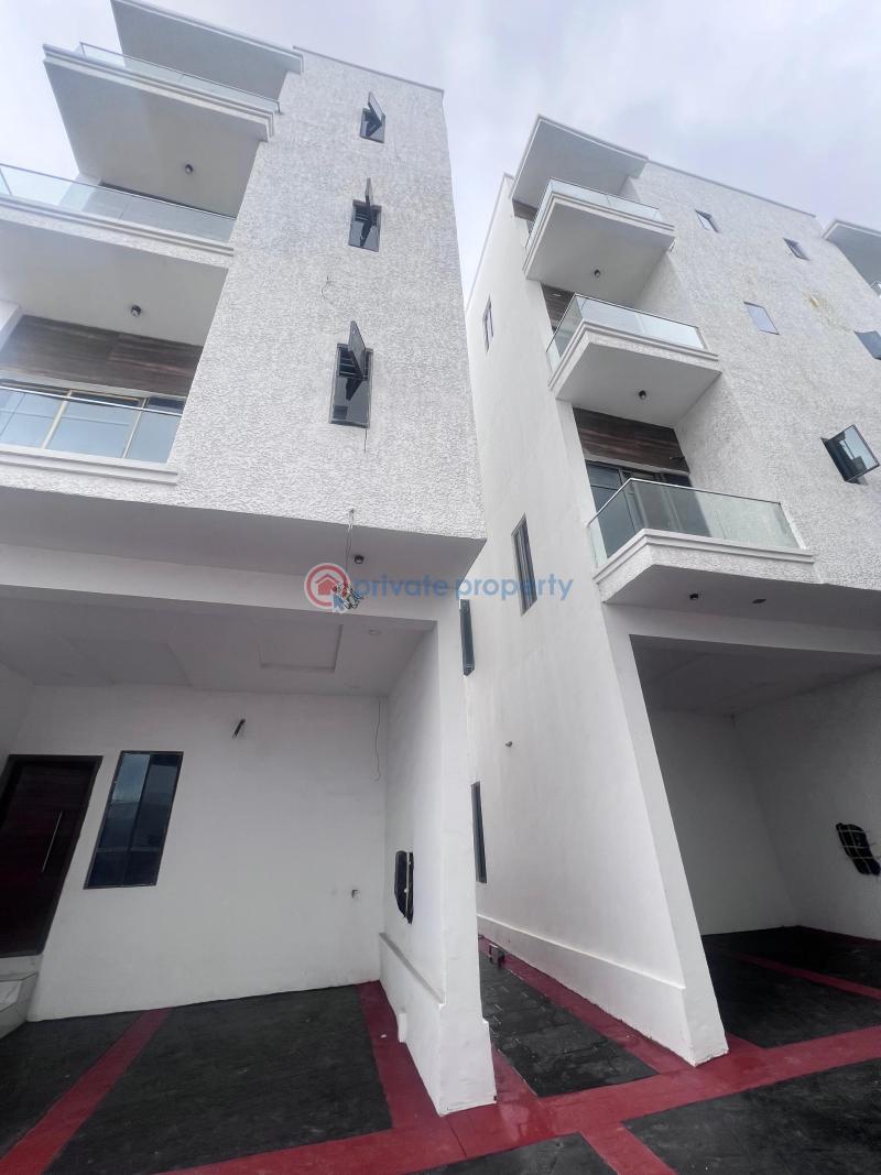 5 bedroom Duplex For Sale Chevron Drive Lekki Lagos - 1