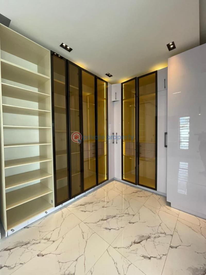 5 bedroom Detached Duplex For Sale Chevron Drive Lekki Lagos - 17