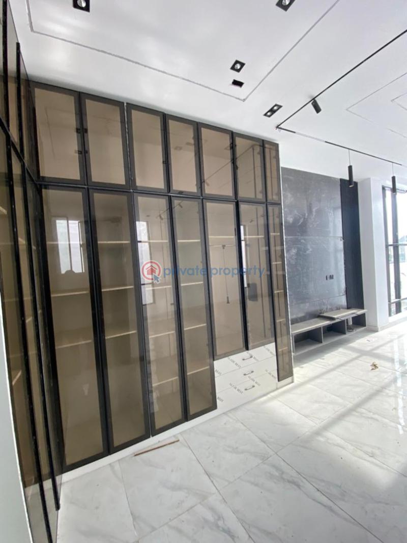 5 bedroom Detached Duplex For Sale Chevron Drive Lekki Lagos - 13