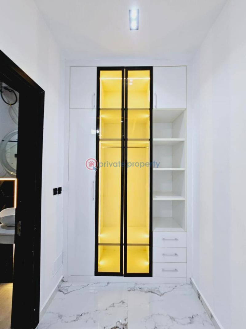 5 bedroom Detached Duplex For Sale Chevron Drive Lekki Lagos - 13