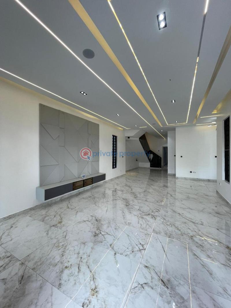 5 bedroom Detached Duplex For Sale Chevron Drive Lekki Lagos - 1