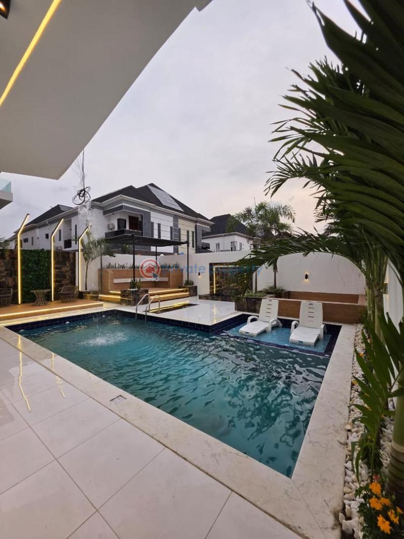5 bedroom Detached Duplex For Sale Chevron Drive Lekki Lagos - 13