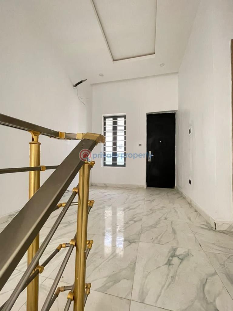 5 bedroom Detached Duplex For Sale Chevron Drive Lekki Lagos - 1