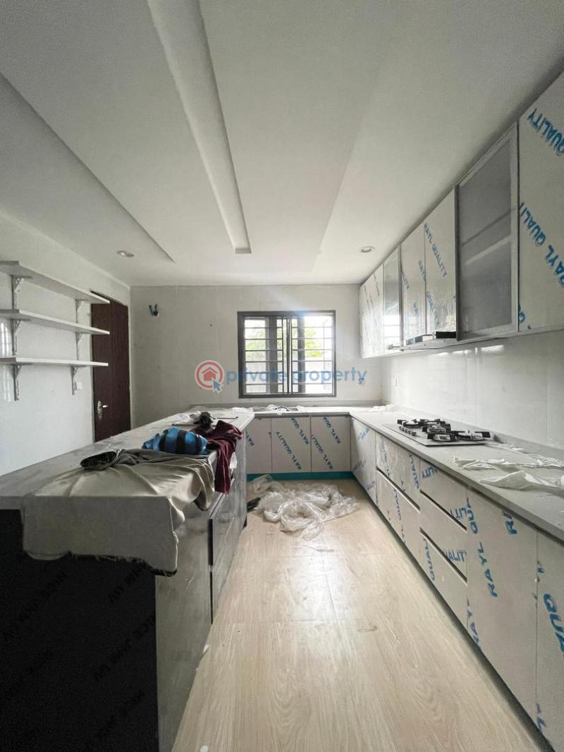 5 bedroom Detached Duplex For Sale Osapa Lekki Lagos - 3