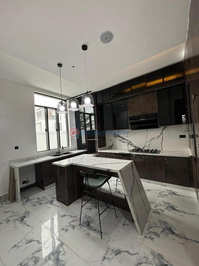 5 bedroom Detached Duplex For Sale Osapa Lekki Lagos - 8
