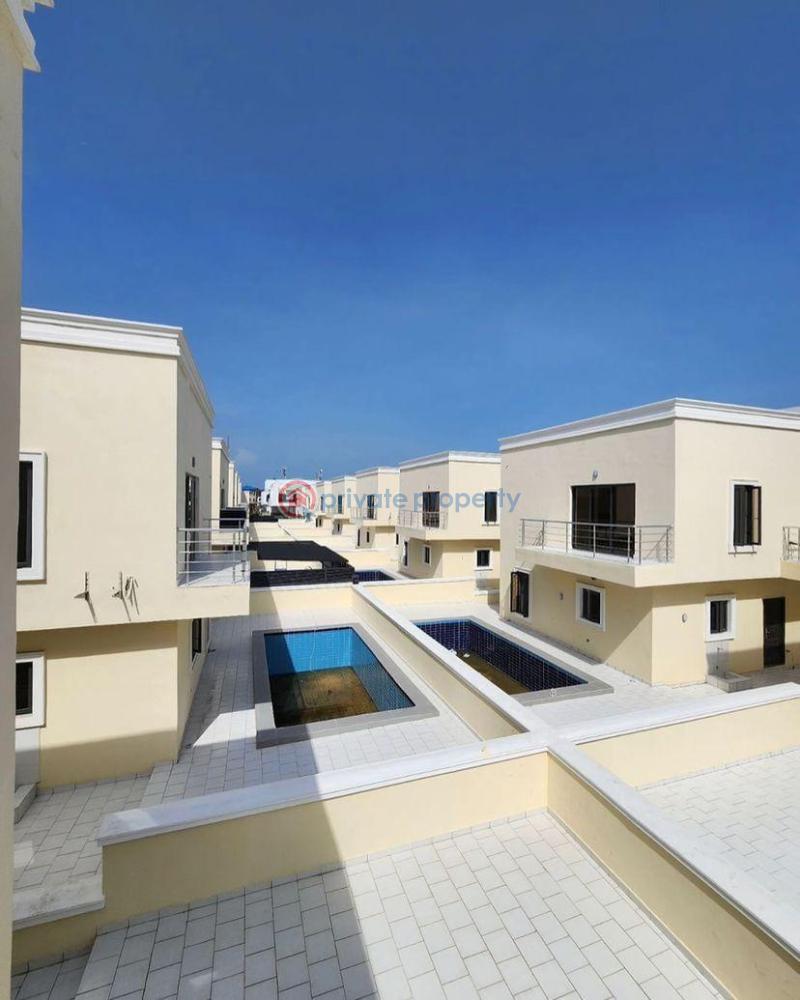 5 bedroom Detached Duplex For Sale Chevron Drive Lekki Lagos - 1
