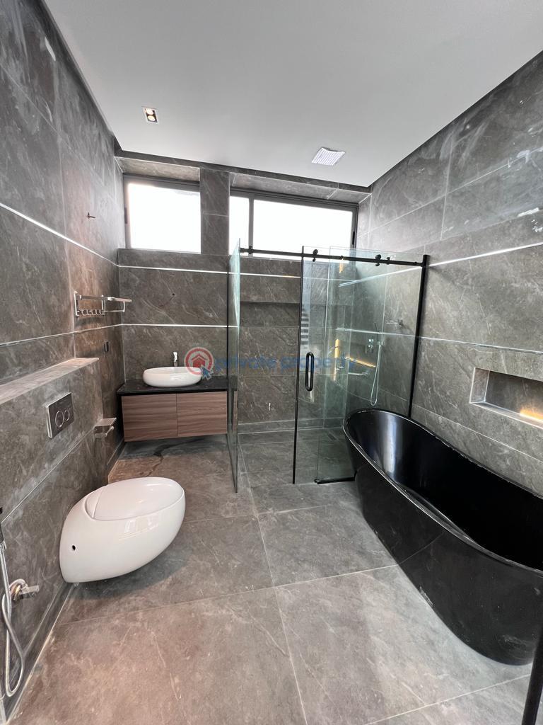 5 bedroom Duplex For Sale Osapa Lekki Lagos - 5