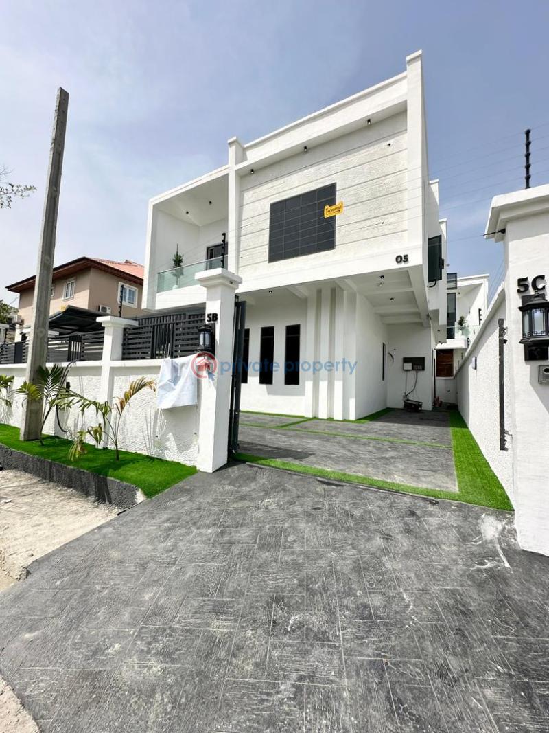 5 bedroom Detached Duplex For Sale Chevron Drive Lekki Lagos - 1