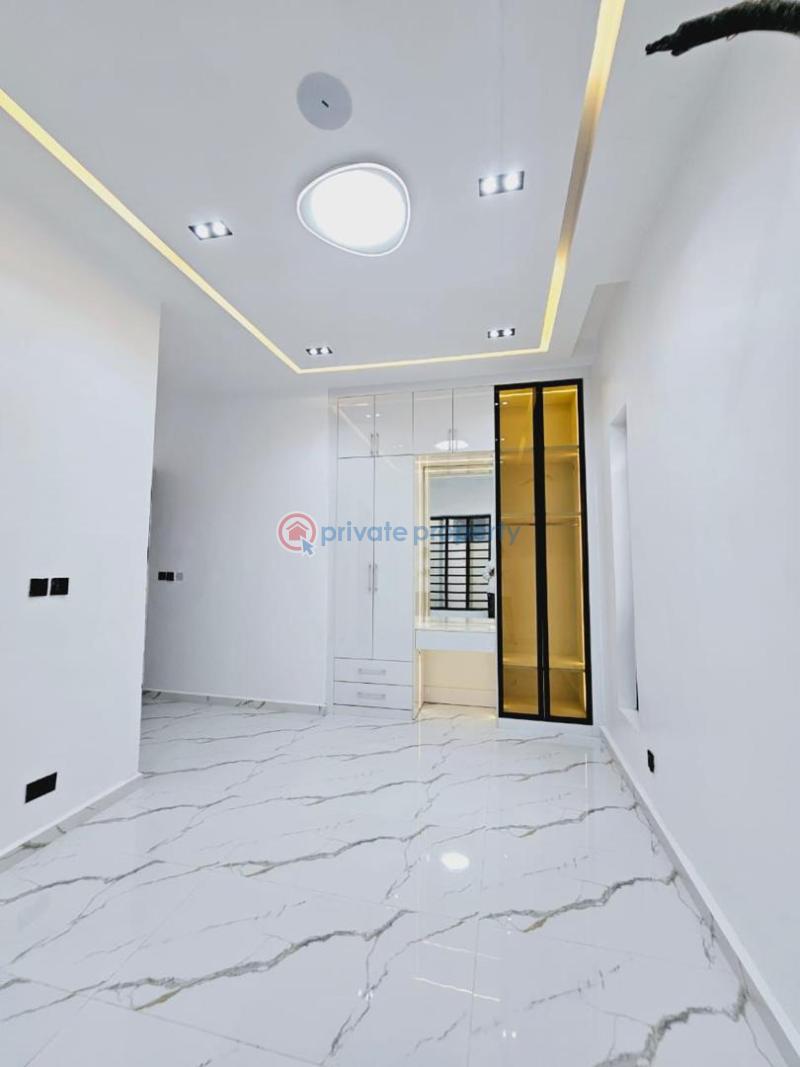 5 bedroom Detached Duplex For Sale Chevron Drive Lekki Lagos - 14