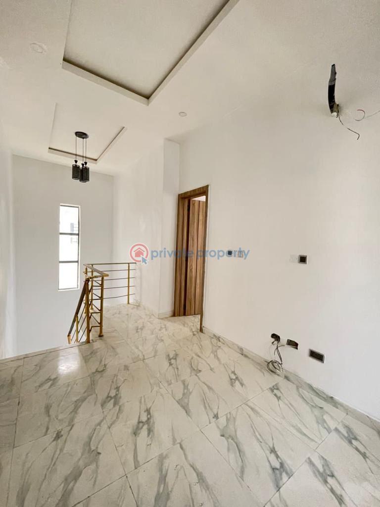 5 bedroom Detached Duplex For Sale Chevron Drive Lekki Lagos - 0