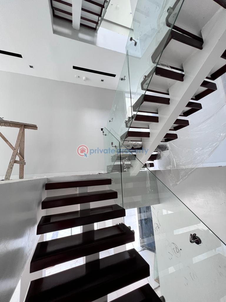5 bedroom Duplex For Sale Osapa Lekki Lagos - 15