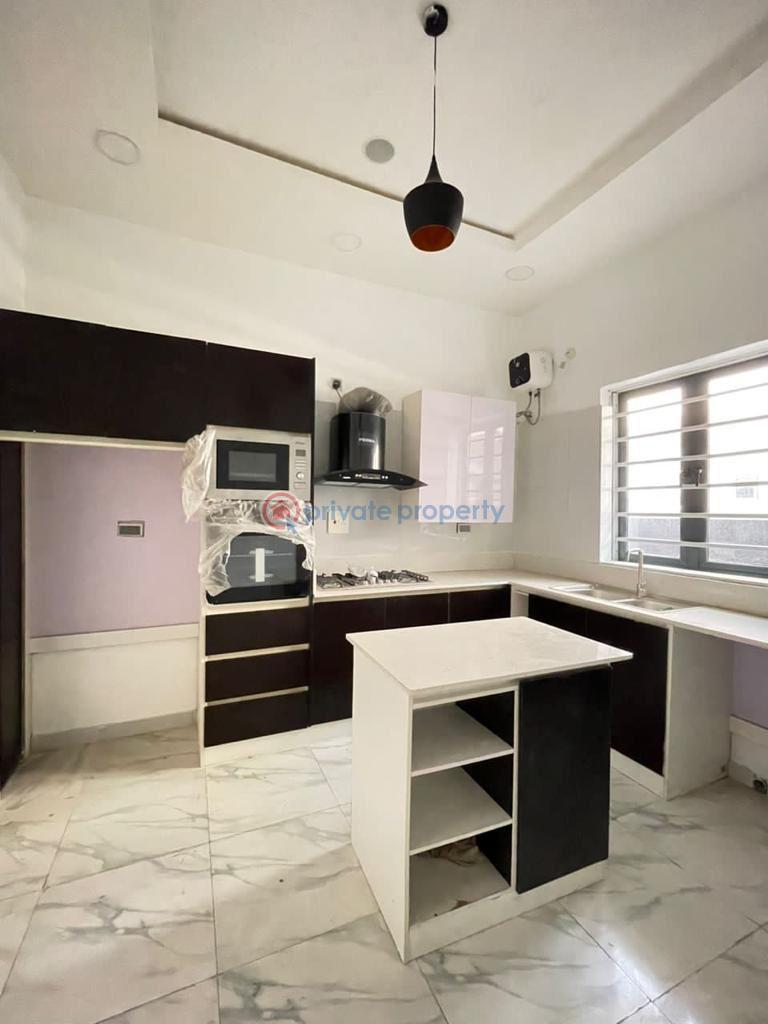 5 bedroom Detached Duplex For Sale Chevron Drive Lekki Lagos - 4