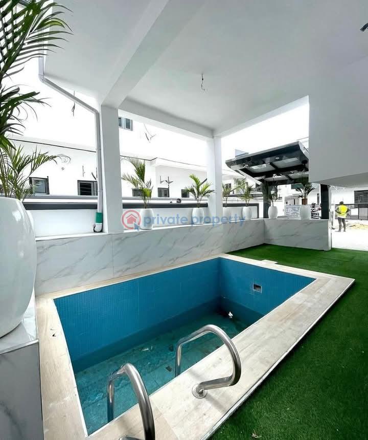 5 bedroom Detached Duplex For Sale Chevron Drive Lekki Lagos - 1
