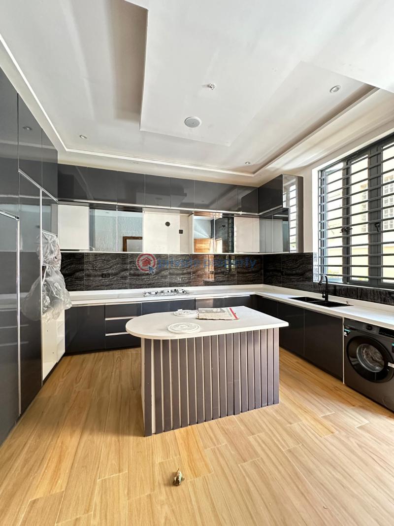 5 bedroom Duplex For Sale Chevron Drive Lekki Lagos - 3