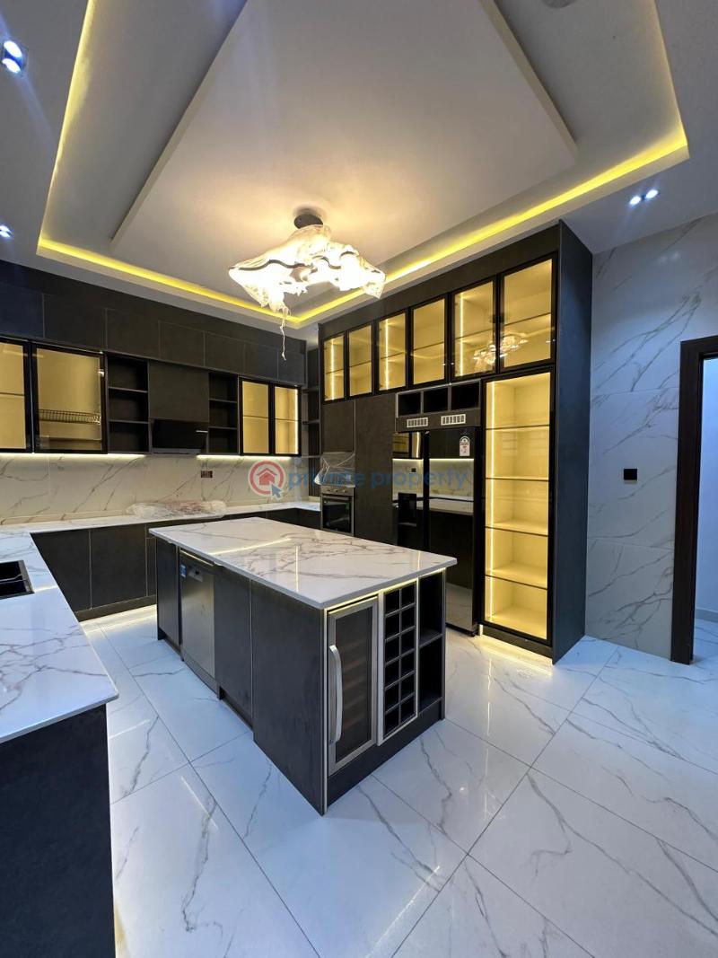 5 bedroom Detached Duplex For Sale Lekki Phase 1 Lagos - 2