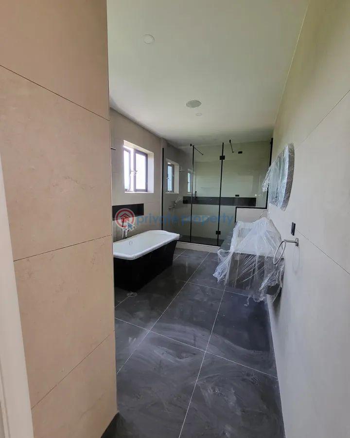 5 bedroom Detached Duplex For Sale Banana Island Ikoyi Lagos - 19