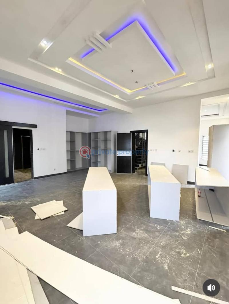 Tastefully finished 5bedrooms fully-detached duplex house with bq swimmingpool for sale in ikoyi lagos - 6 5 bedroom Detached Duplex For Sale Ikoyi Lagos - 6