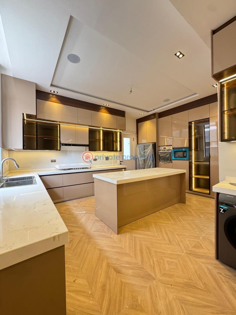 5 bedroom Detached Duplex For Sale Lekki Phase 1 Lagos - 3