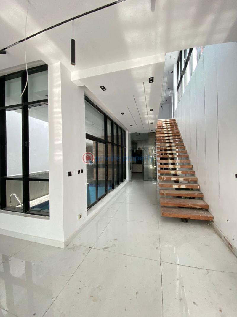 5 bedroom Detached Duplex For Sale Chevron Drive Lekki Lagos - 10