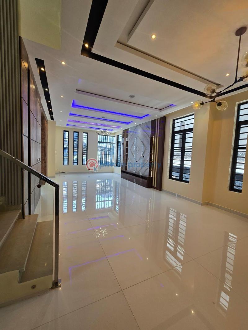 5 bedroom Detached Duplex For Sale Lekki County Homes Ikota Lekki Lagos Ikota Lekki Lagos - 4