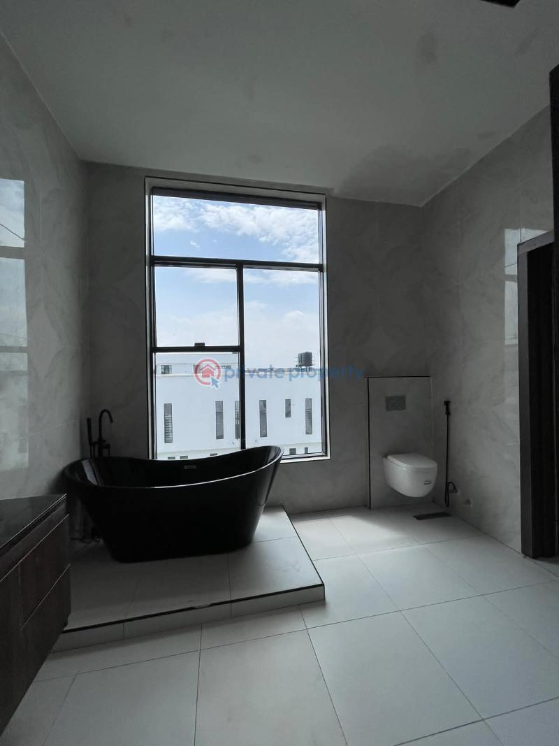 5 bedroom Detached Duplex For Sale Chevron Lekki Chevron Drive Lekki Lagos - 13