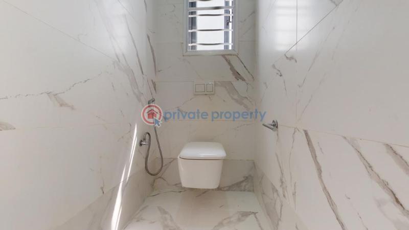 Tastefully finished 5bedrooms fully detached duplex house with bq for sale in chevron drive lekki lagos - 18 5 bedroom Duplex For Sale Chevron Drive Lekki Lagos - 18