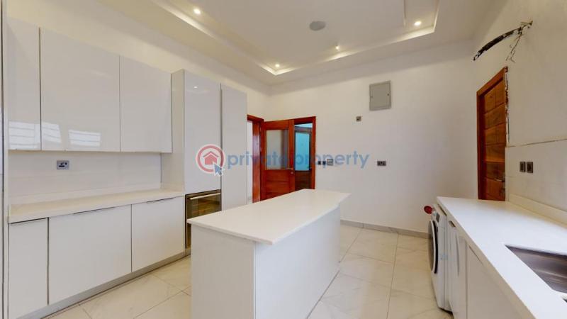 Tastefully finished 5bedrooms fully detached duplex house with bq for sale in chevron drive lekki lagos - 6 5 bedroom Duplex For Sale Chevron Drive Lekki Lagos - 6