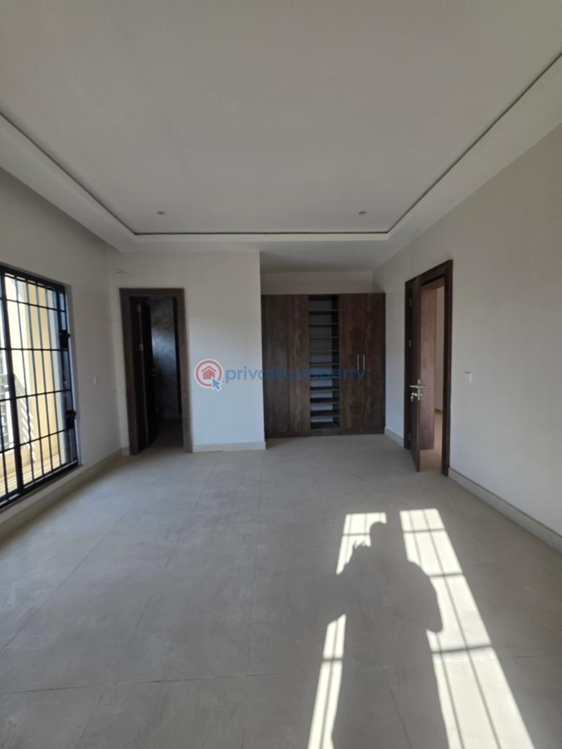 6 bedroom Detached Duplex For Sale Jahi Abuja Phase 2  - 3