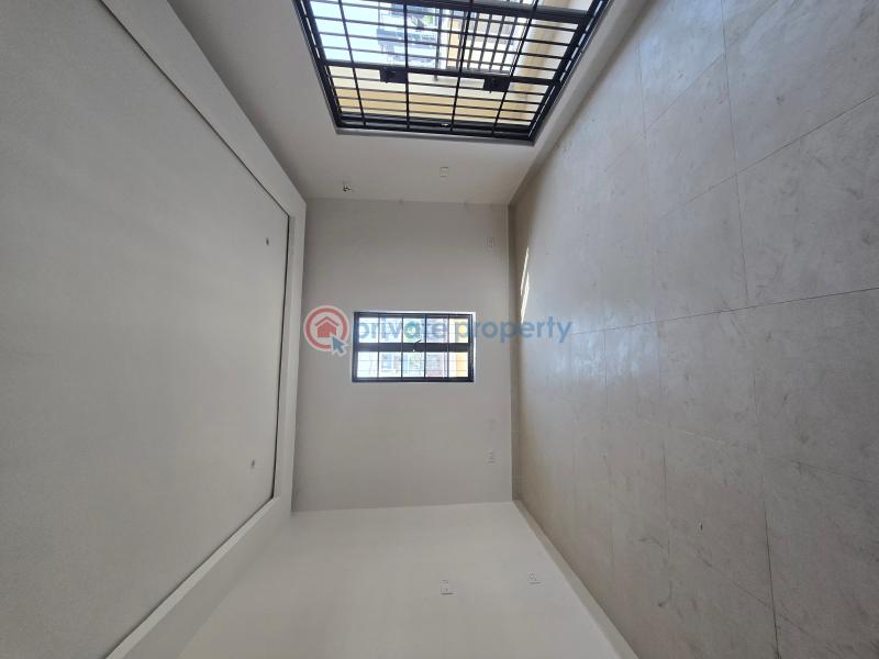 6 bedroom Detached Duplex For Sale By Navy Quaters Jahi Abuja Phase 2  - 3