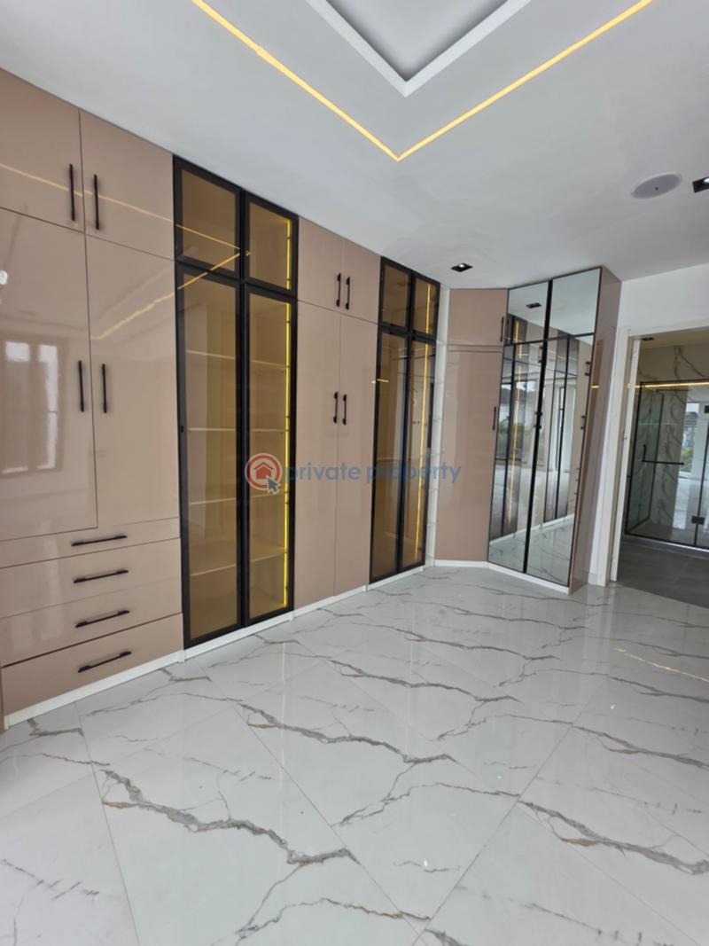 6 bedroom Detached Duplex For Sale Royal Garden Estate Ajiwe Ajah Lagos - 4