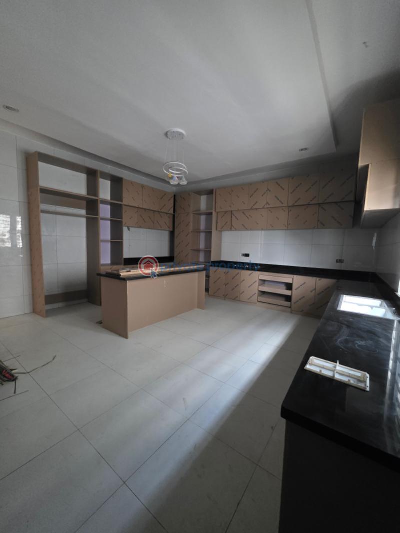 6 bedroom Detached Duplex For Sale Efab Metropolis Estate Karsana Abuja Phase 3  - 2