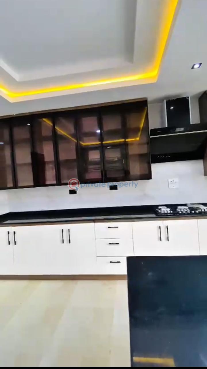 6 bedroom Detached Duplex For Sale Royal Garden Estate Lekki Lagos - 7