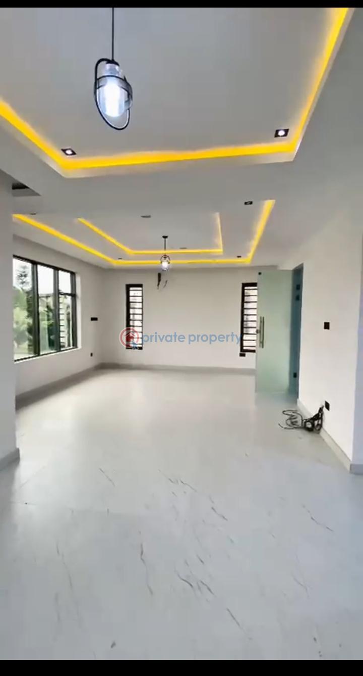 6 bedroom Detached Duplex For Sale Royal Garden Estate Lekki Lagos - 8