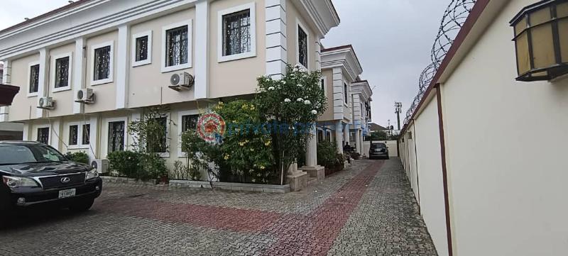 6 bedroom Semi detached Duplex For Rent Off Admiralty Way, Lekki 1 Lekki Phase 1 Lagos - 0