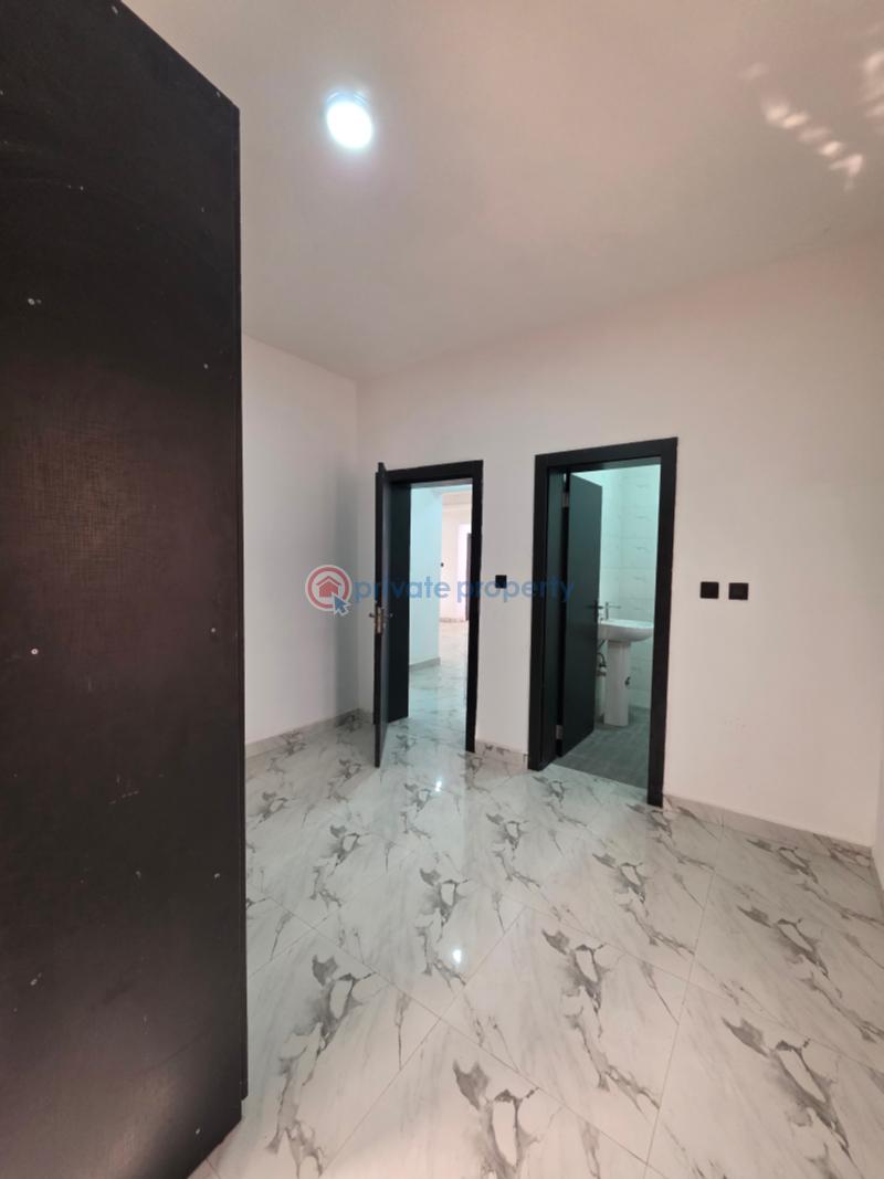 10 bedroom Flat & Apartment For Sale Jahi Abuja Phase 2  - 9