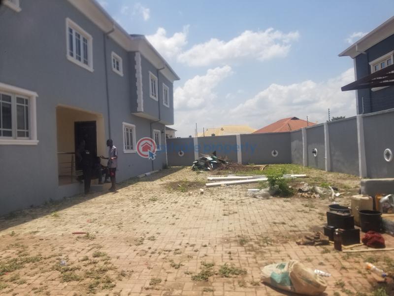 9 bedroom Duplex For Rent Meccy Hill Estate Laderin. Oke Mosan Abeokuta Ogun - 1