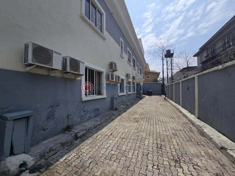 1 bedroom Block Of Flats For Sale Lekki Phase 1 Lagos - 0