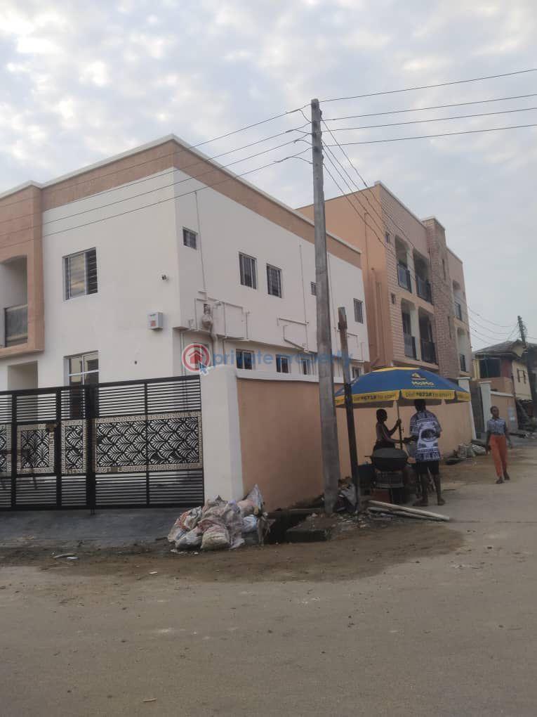 Self Contain For Sale Ladilak Pedro Shomolu Lagos