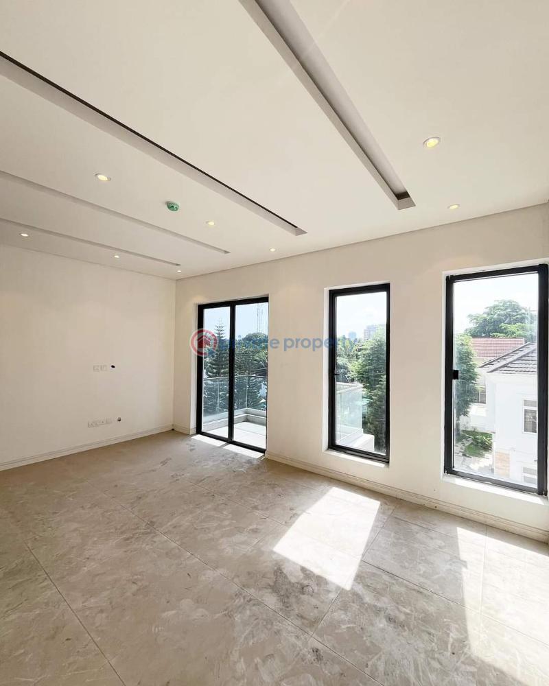 4 bedroom Terraced Duplex For Rent Old Ikoyi Lagos - 5