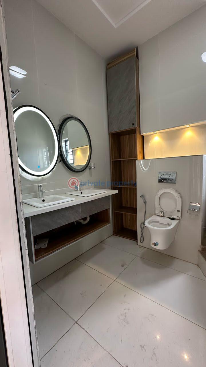 Tastefully finished and spacious masters bedroom for rent - 17 1 bedroom Self Contain For Rent Osapa Lekki Lagos - 17