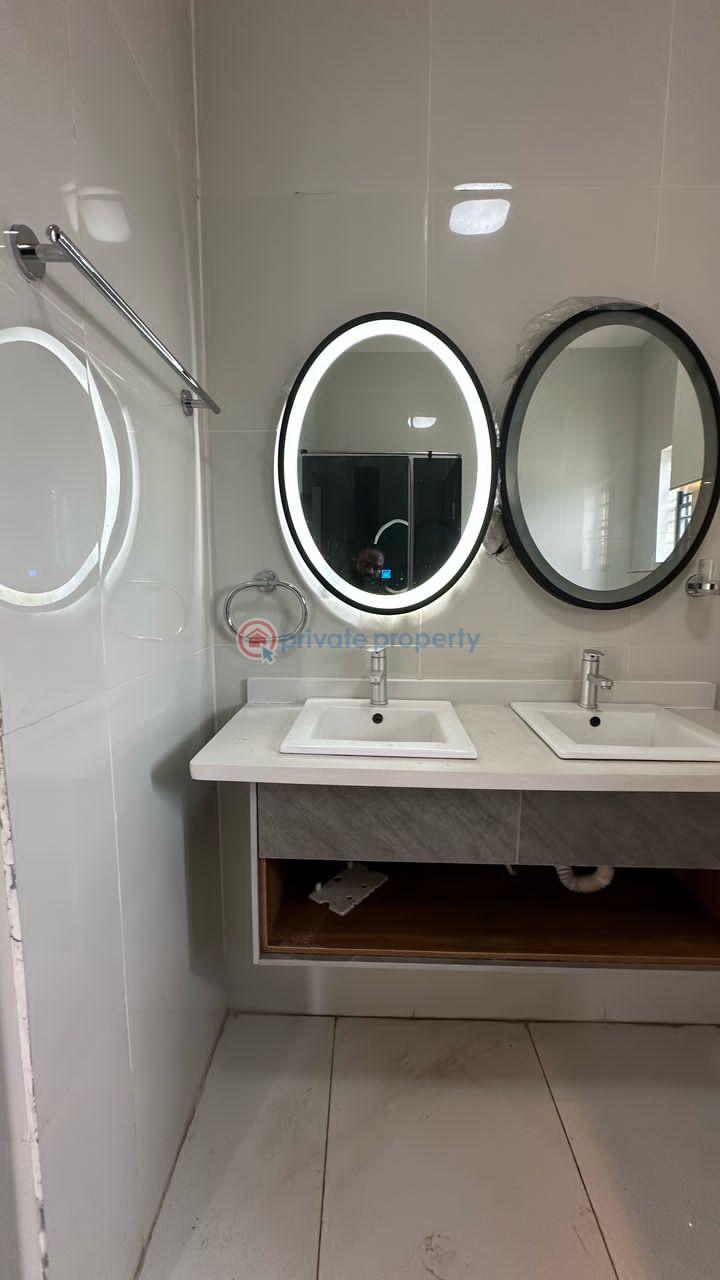 Tastefully finished and spacious masters bedroom for rent - 15 1 bedroom Self Contain For Rent Osapa Lekki Lagos - 15